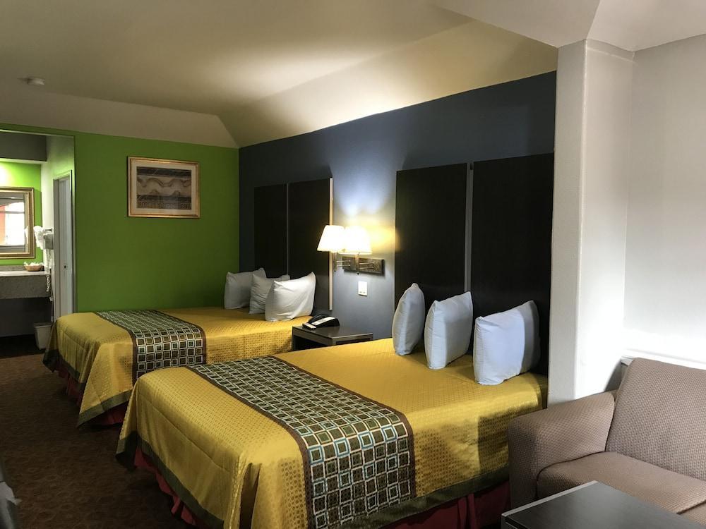 Aldine Camelot Inn And Suites מראה חיצוני תמונה