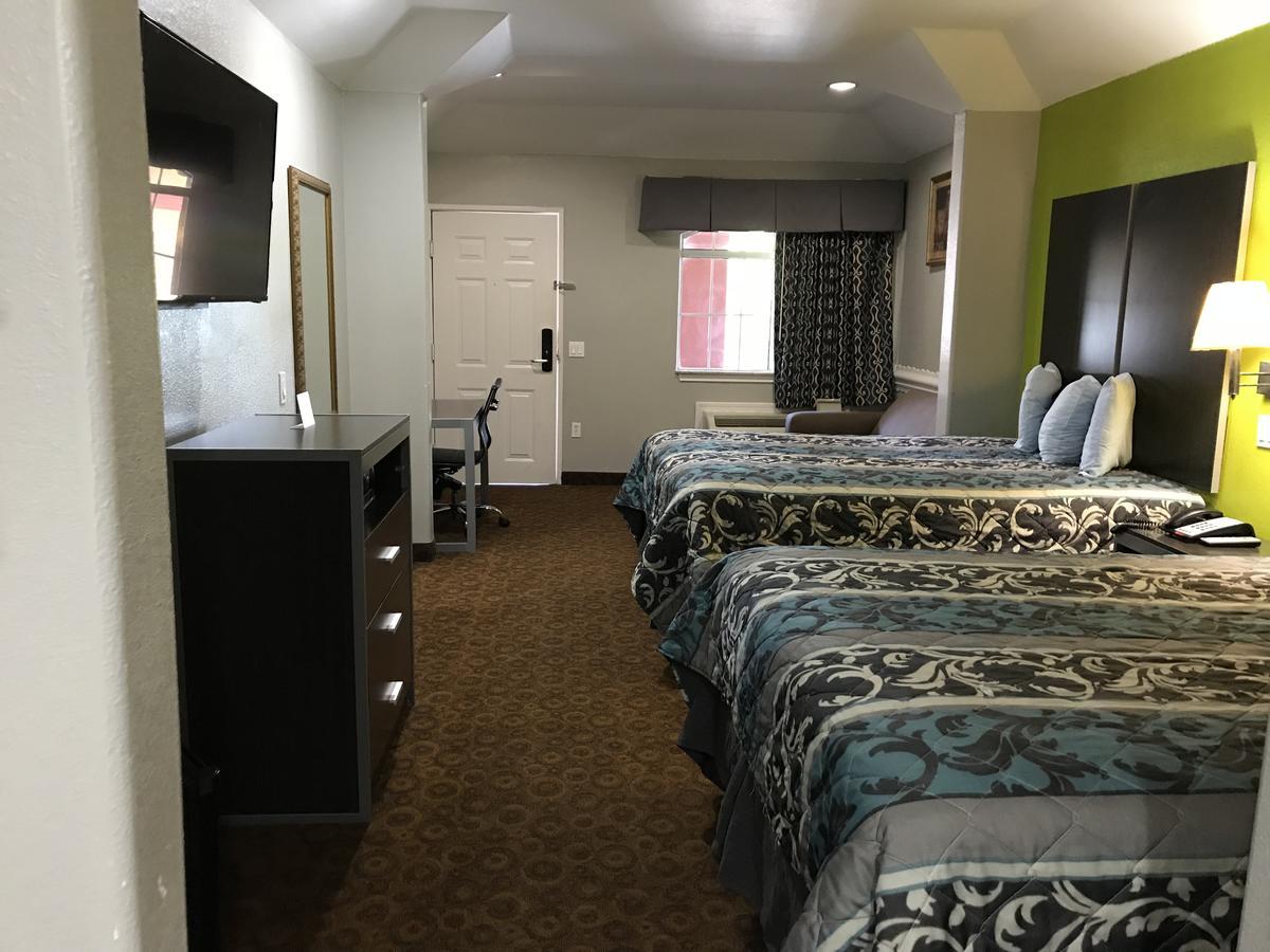 Aldine Camelot Inn And Suites מראה חיצוני תמונה